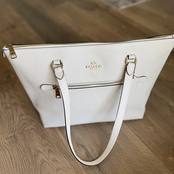 Coach White Tote Bag - Picture 5 of 11